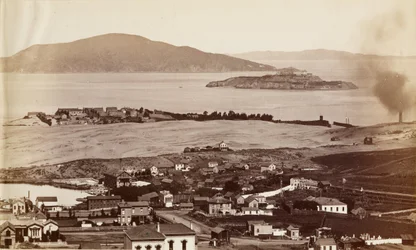 (Alcatraz en Black Pt. vanaf Russian Hill, S.F.)